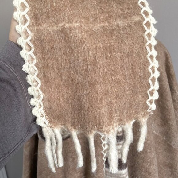 Brown Striped Wool Fringed Blanket Cape w/ Scarf Coat - O/S, Reversible - Picture 4 of 9